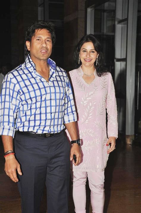 sachin tendulkar and his wife age difference